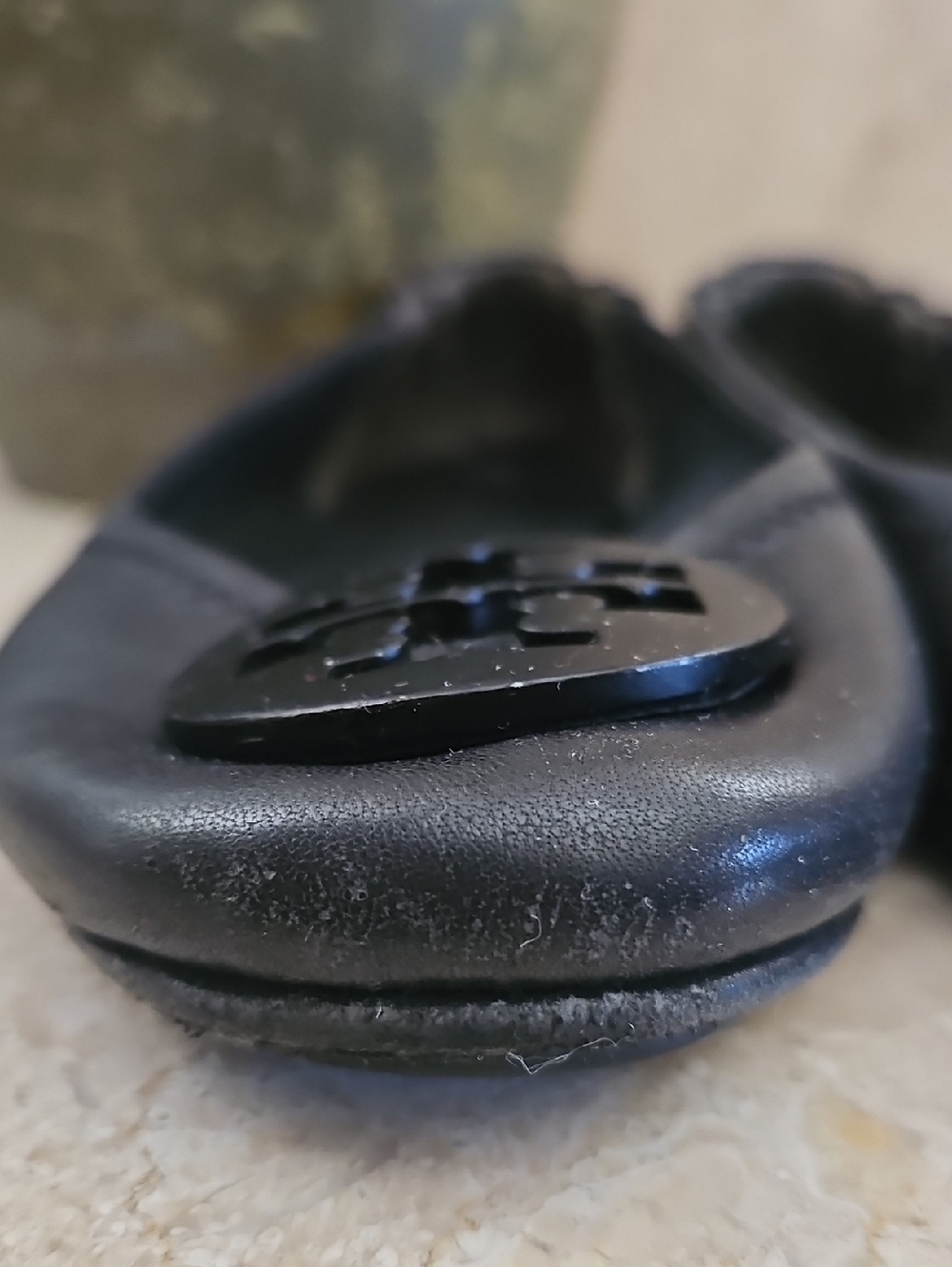 Tory Burch Leather Women's Ballet Flats with Logo Medallion - Picture 15 of 16
